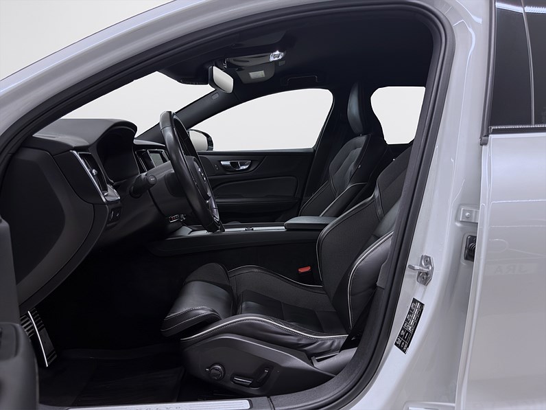 Volvo S60 B5 250hk R-Design B-Kamera Läder Keyless Värmare