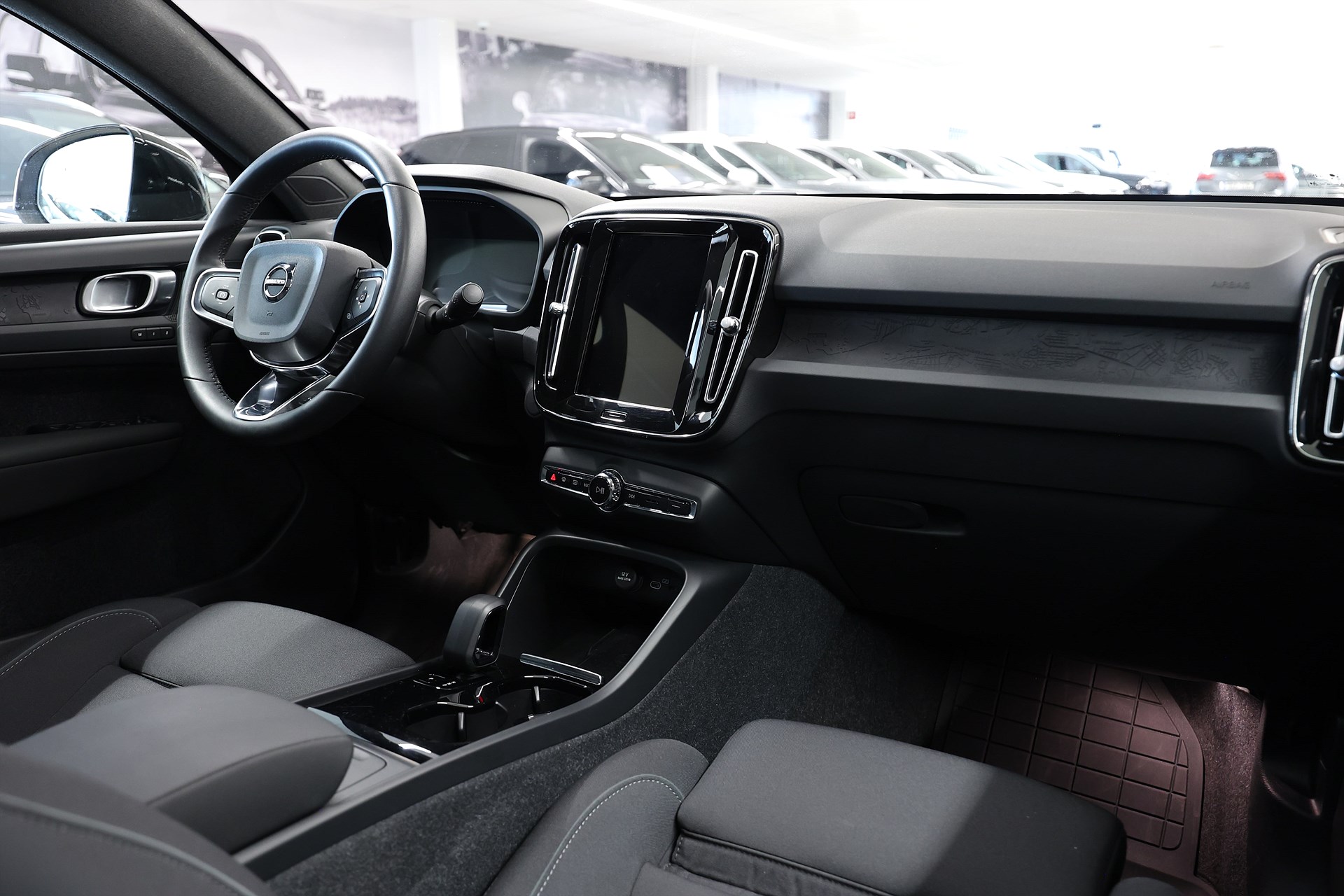 Volvo C40 Recharge Single Motor 231hk Plus Edition Pano Navi B-Kamera