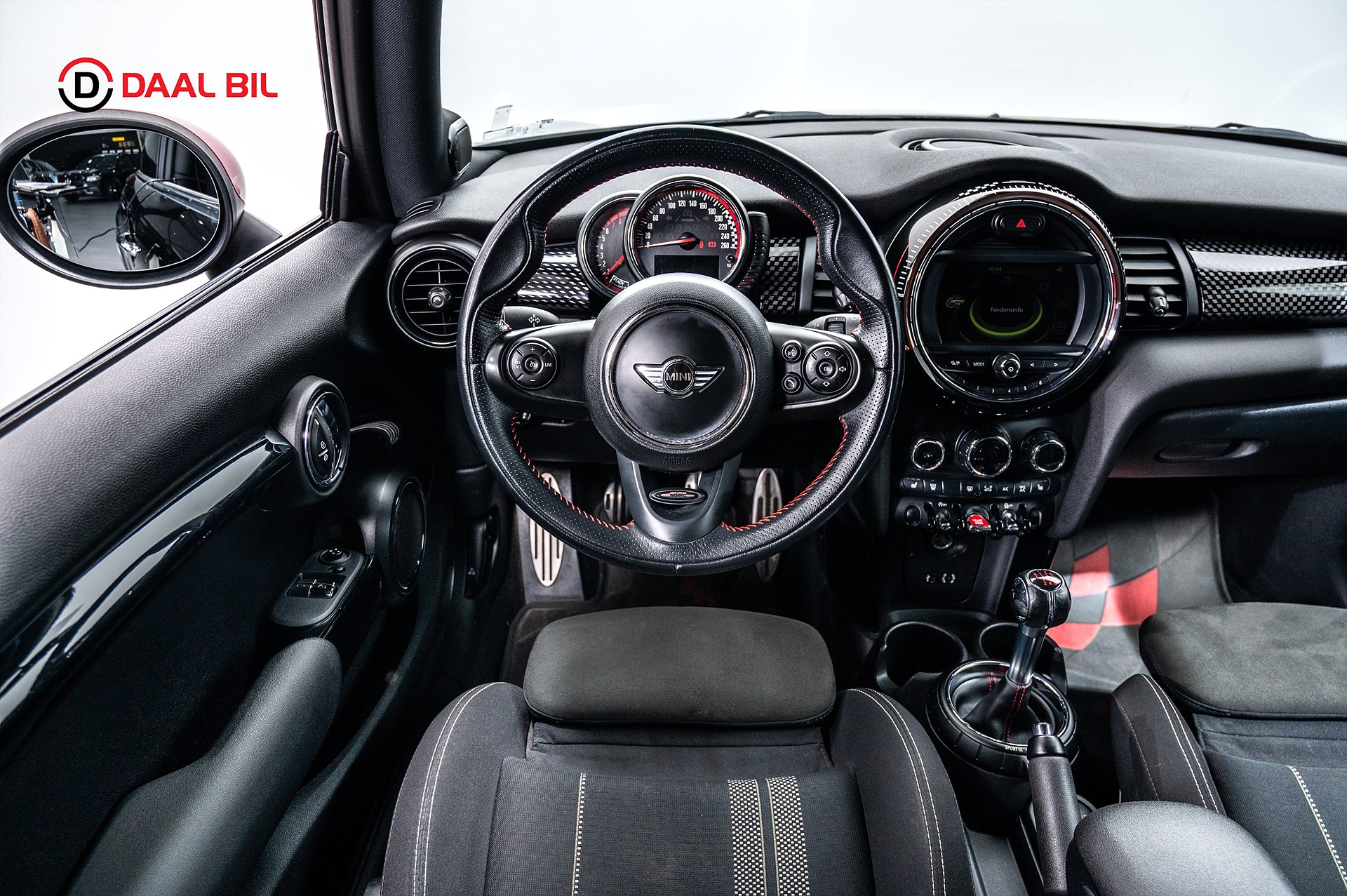 MINI John Cooper Works Manual, 231hp, 2016