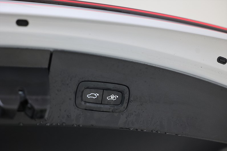 Polestar 2 Long Range Single Motor *Hjulkampanj!* Pilot Plus