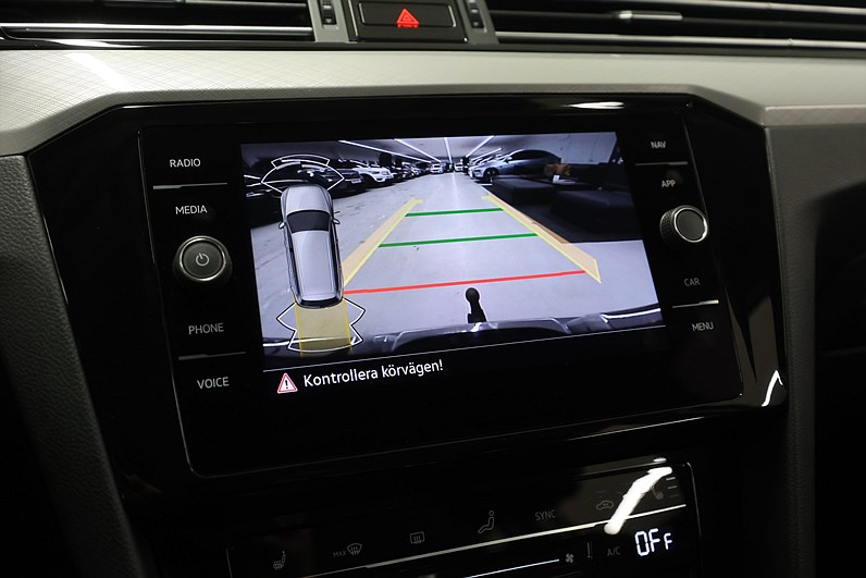 Volkswagen Passat SC GTE 218hk *Kampanj!* Navi Drag Navi B Kamera