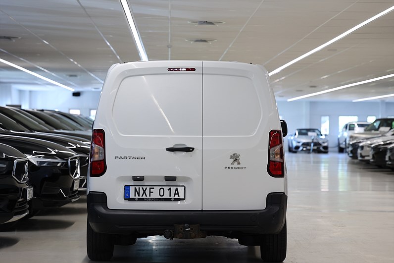 Peugeot Partner 1.5 L2 102hk V-inrett Värmare Drag MOMS