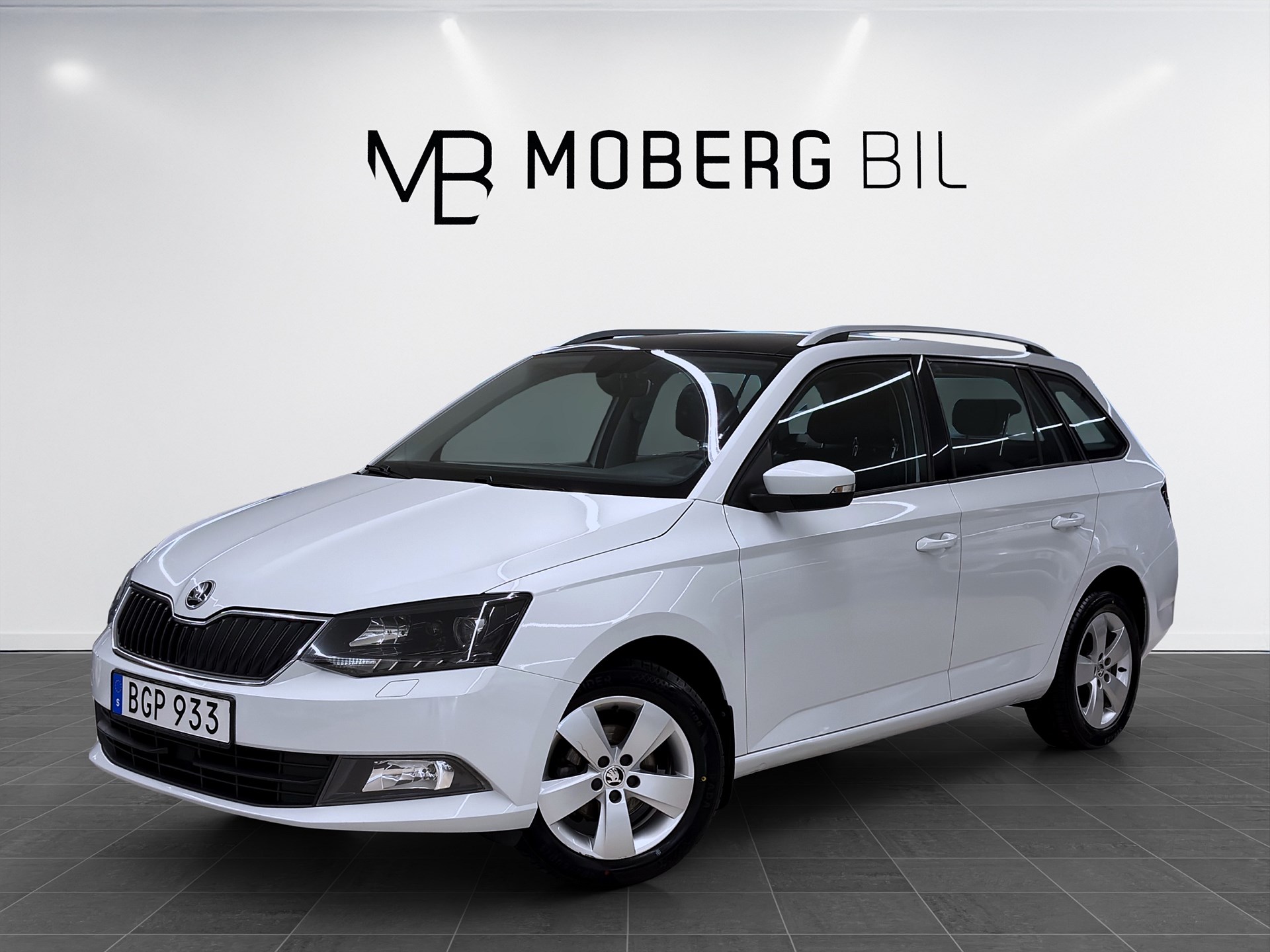 Škoda Fabia Kombi 1.2 TSI Manuell 90hk Style Pano Drag PDC