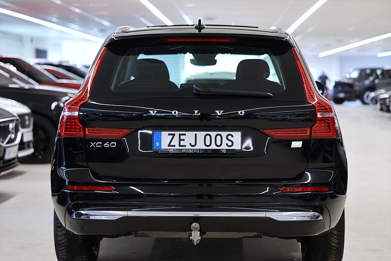 Volvo XC60 Recharge T6 AWD 350hk Core Edition Pano Drag Keyless MOMS