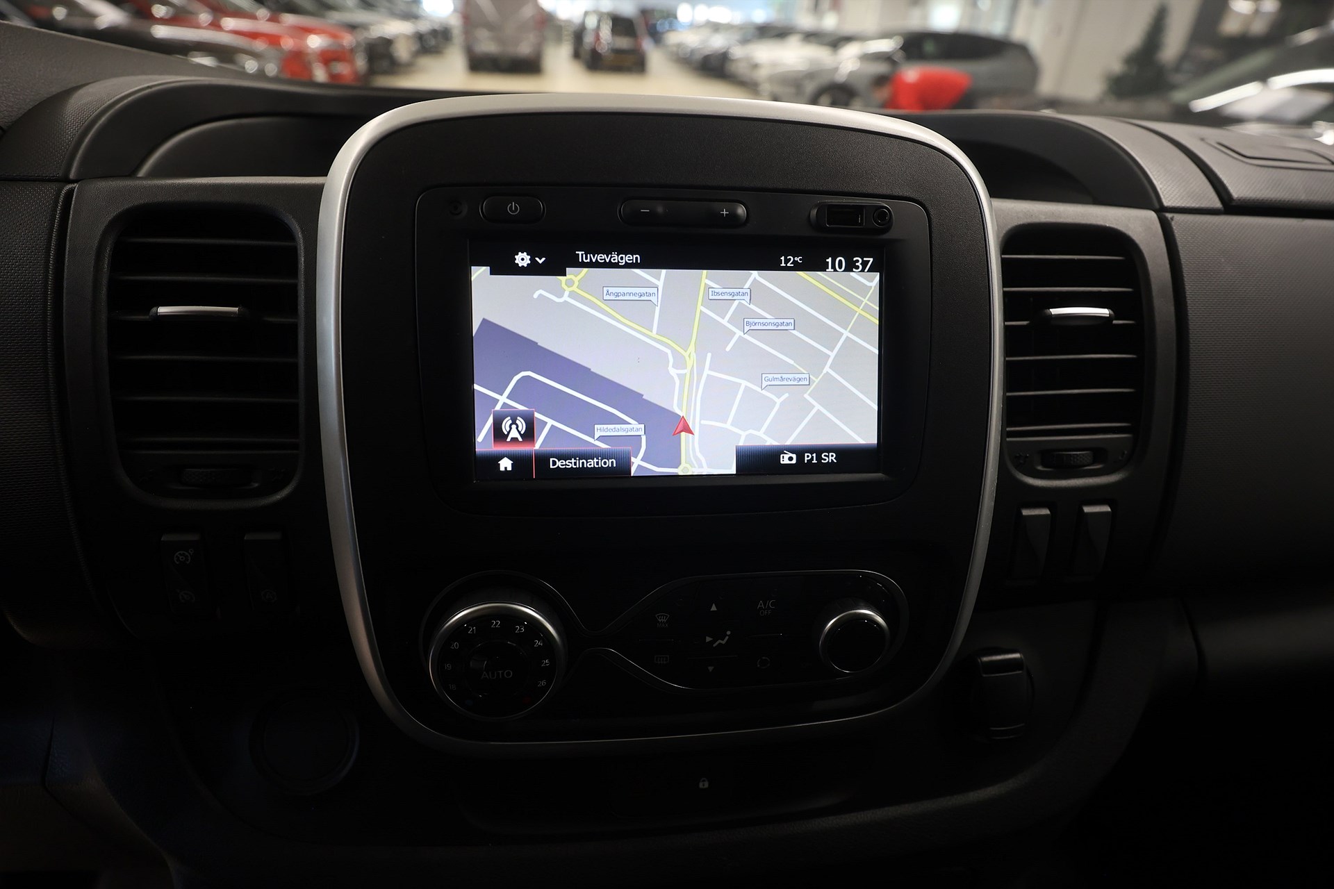 Nissan NV300 2.0 dCi 145hk L2 Drag Värmare B-kamera Navi