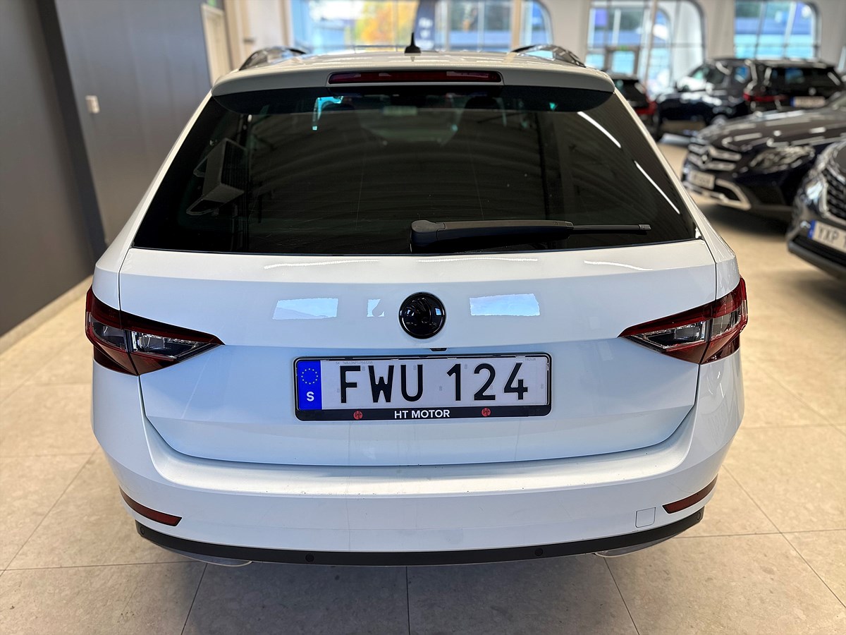 Škoda Superb – bild 6