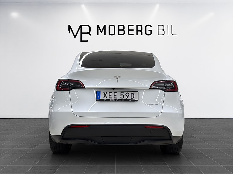 Tesla Model Y Long Range 514hk Pano Drag B-Kamera Läder MOMS