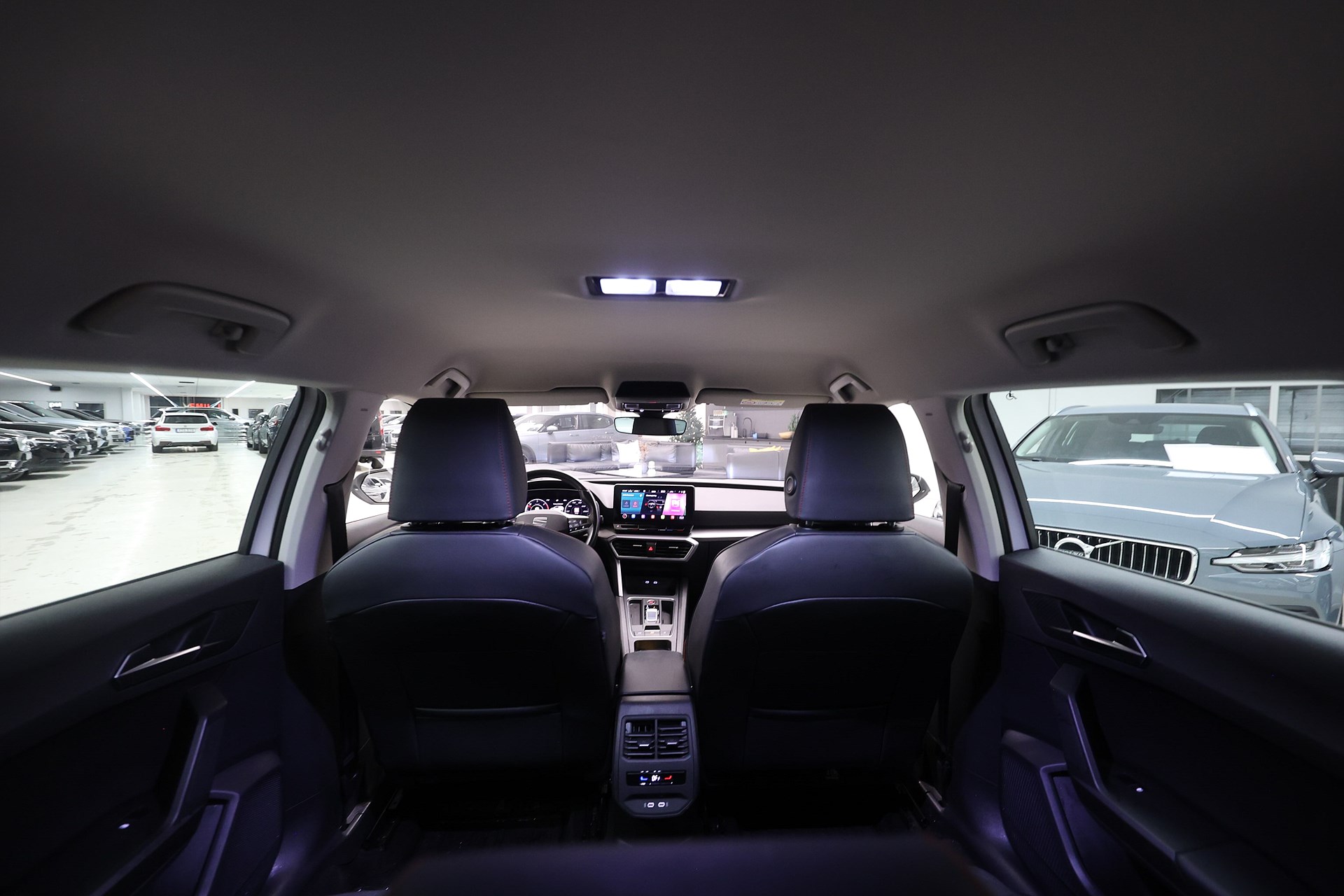 Seat Leon 1.4 e-Hybrid Sportstourer 204hk *Hjulkampanj!* FR Drag Navi Keyless