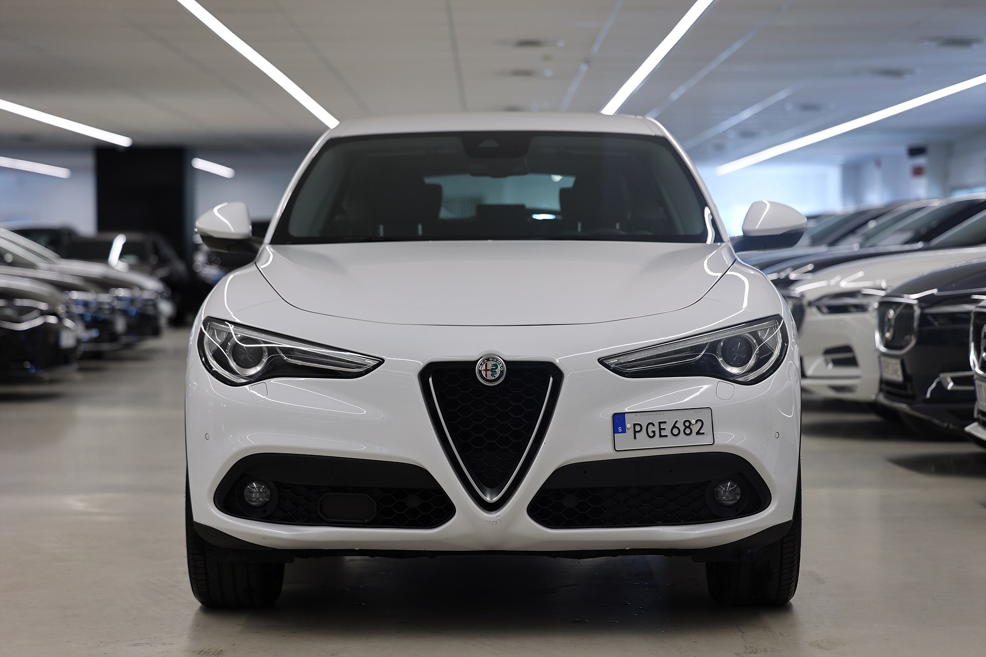 Alfa Romeo Stelvio 2.2 D 210hk AWD Super Keyless B-Kamera Drag
