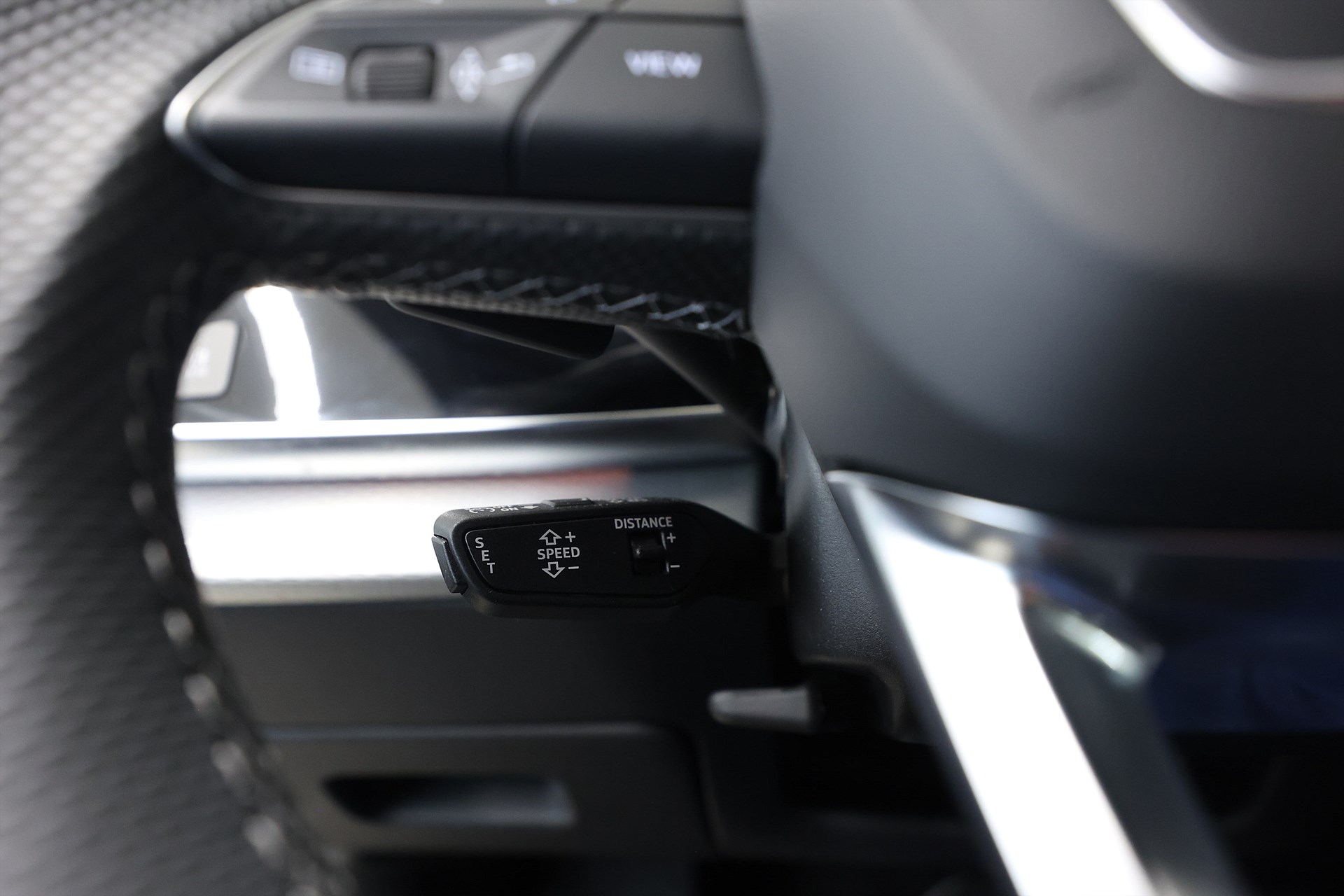 Audi Q7 60 TFSI e quattro S-line 490hk Svart Optik Drag Leasbar