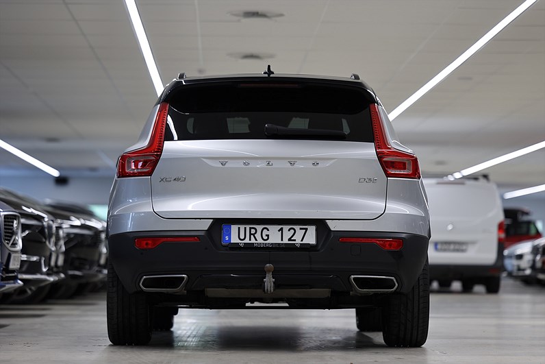 Volvo XC40 D3 150hk R-Design Värmare B-kamera Drag Navi