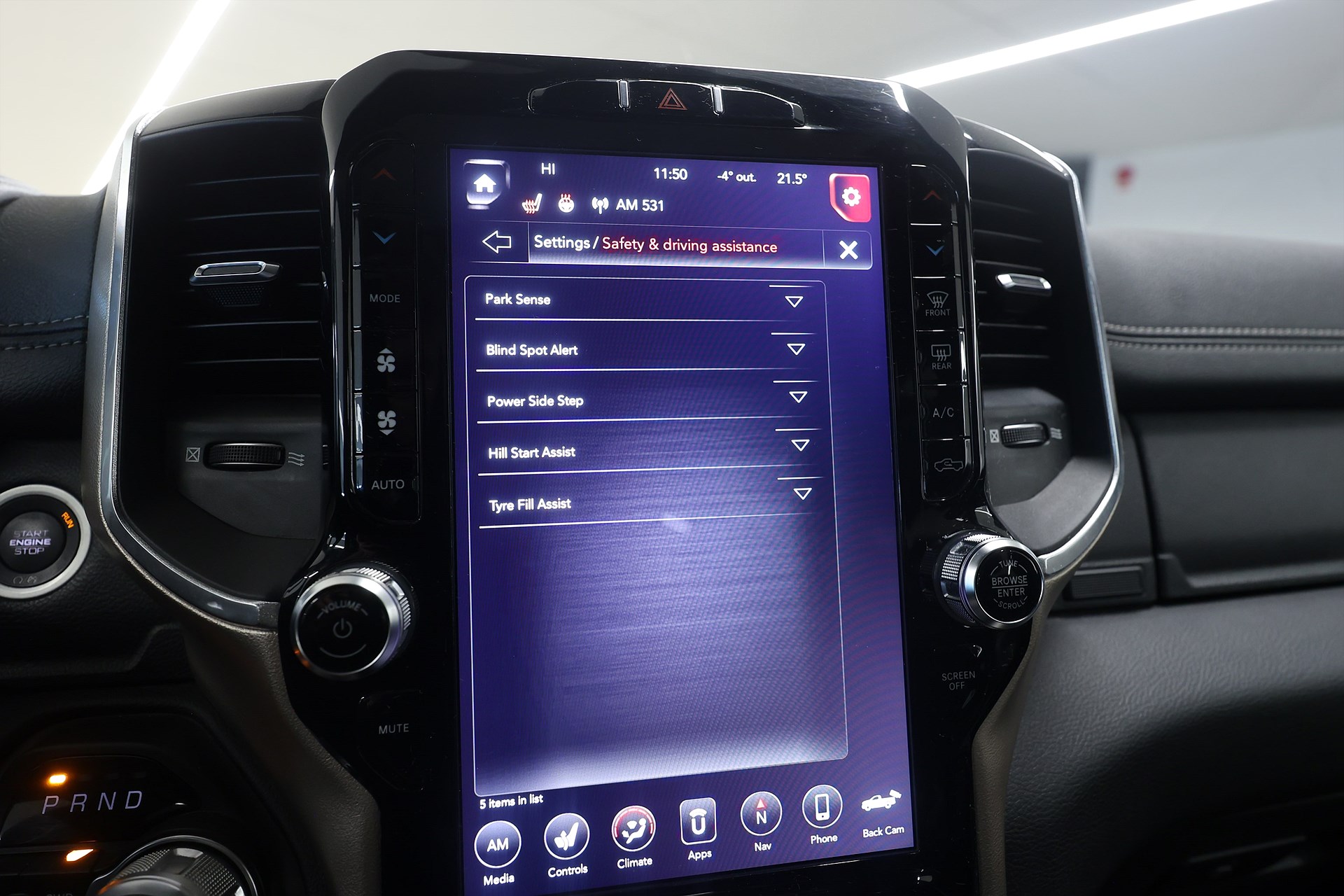 Dodge Ram 1500 Crew Cab 5.7 V8 HEMI 4x4 395hk Laramie LVL 2