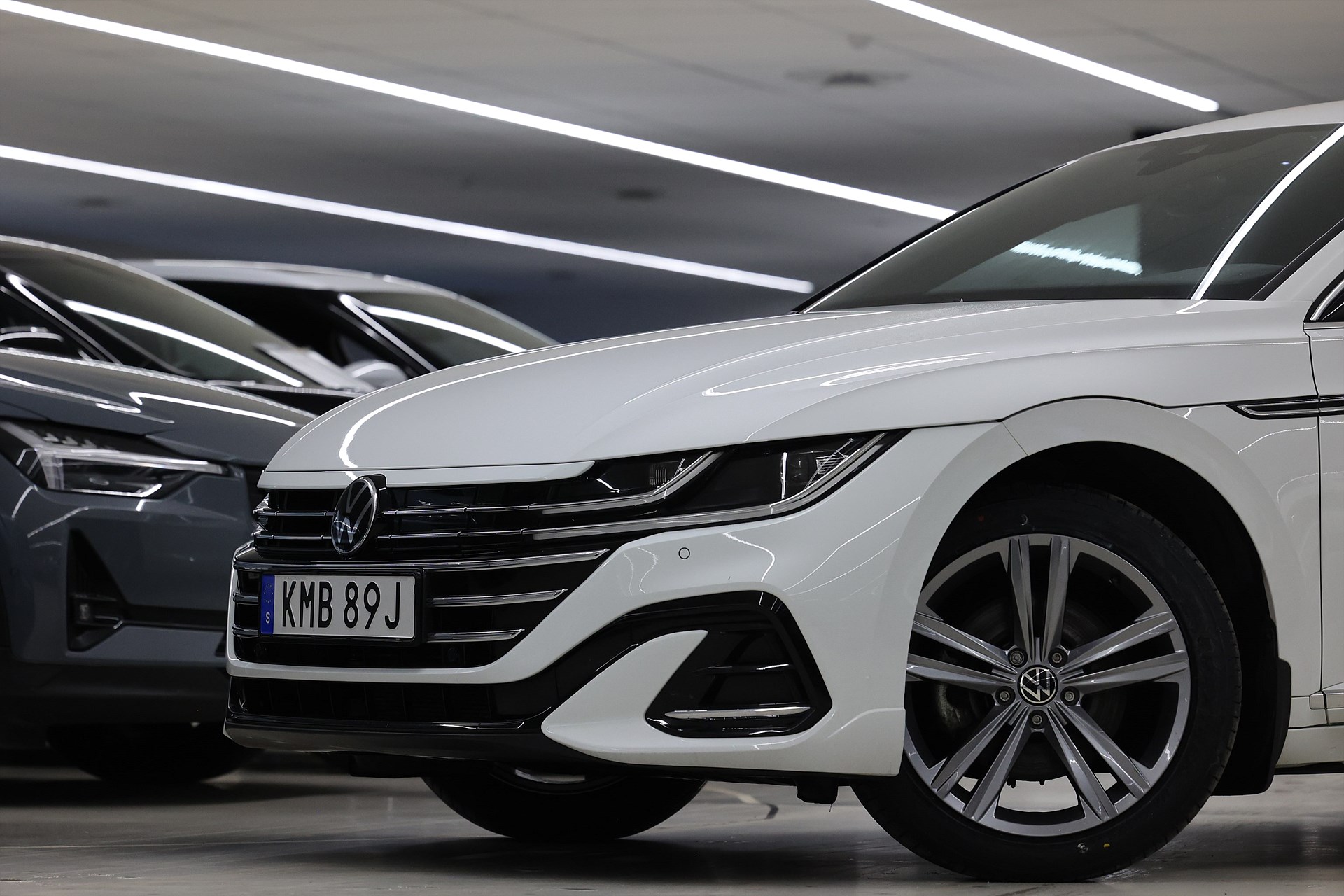 Volkswagen Arteon SB eHybrid 218hk *Hjulkampanj!* R-Line Drag