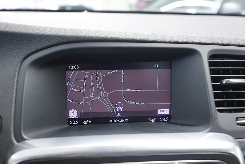 Volvo V60 Cross Country D4 190hk Summum Skinn Navi Keyless