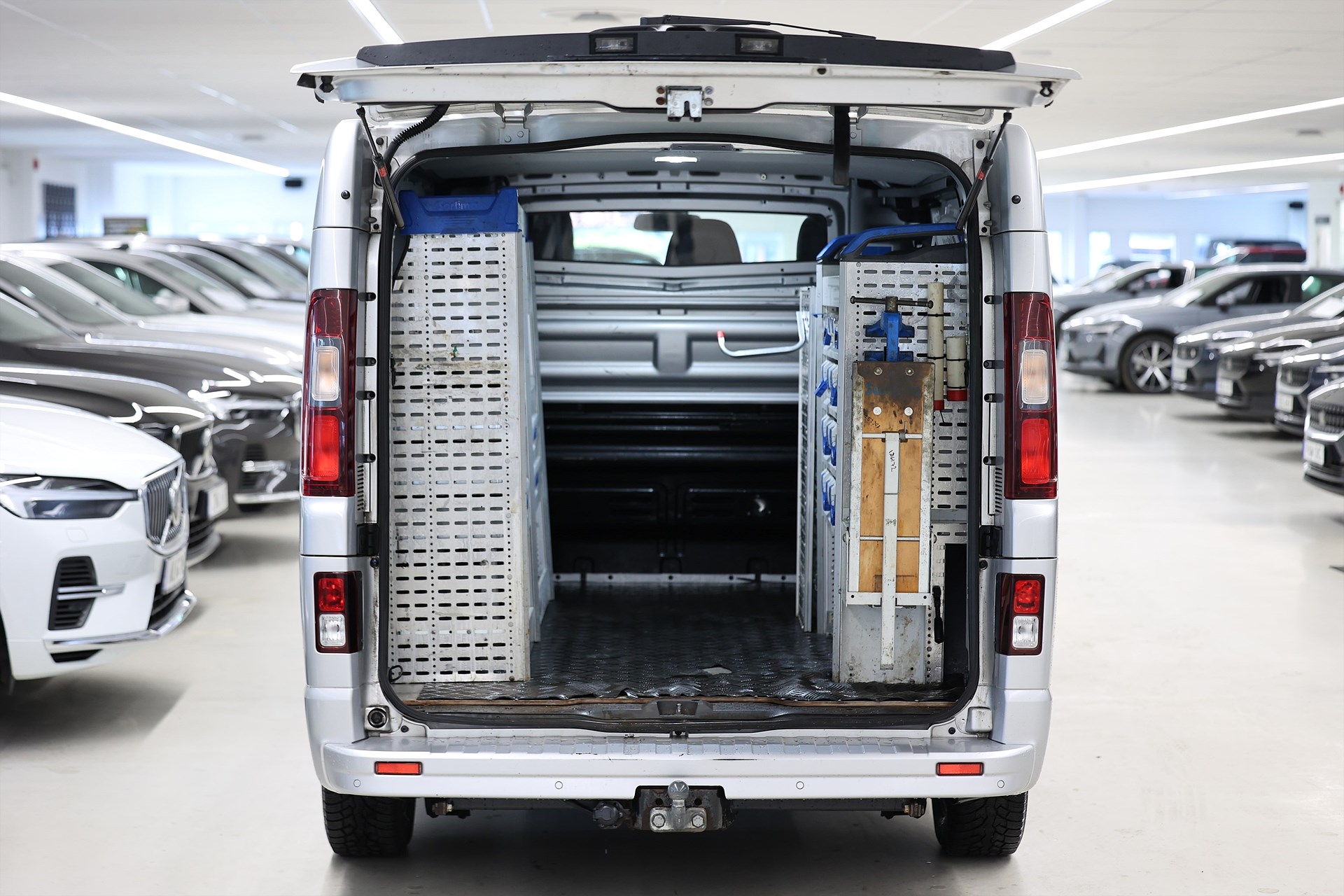 Renault Trafic 2.0 dCi EDC 145hk V-inrett Värmare