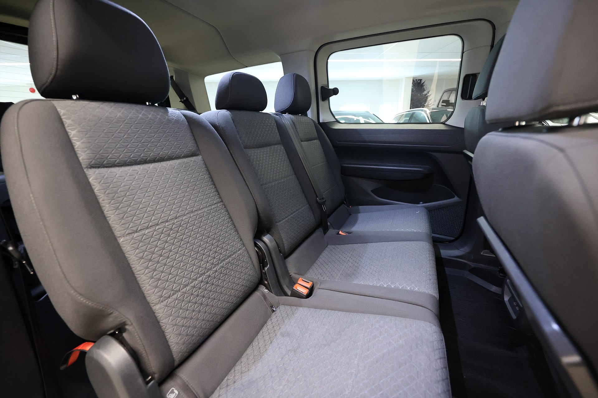 Ford Grand Tourneo 2.0 EcoBlue 122hk Keyless 7-sits B-kamera Nav