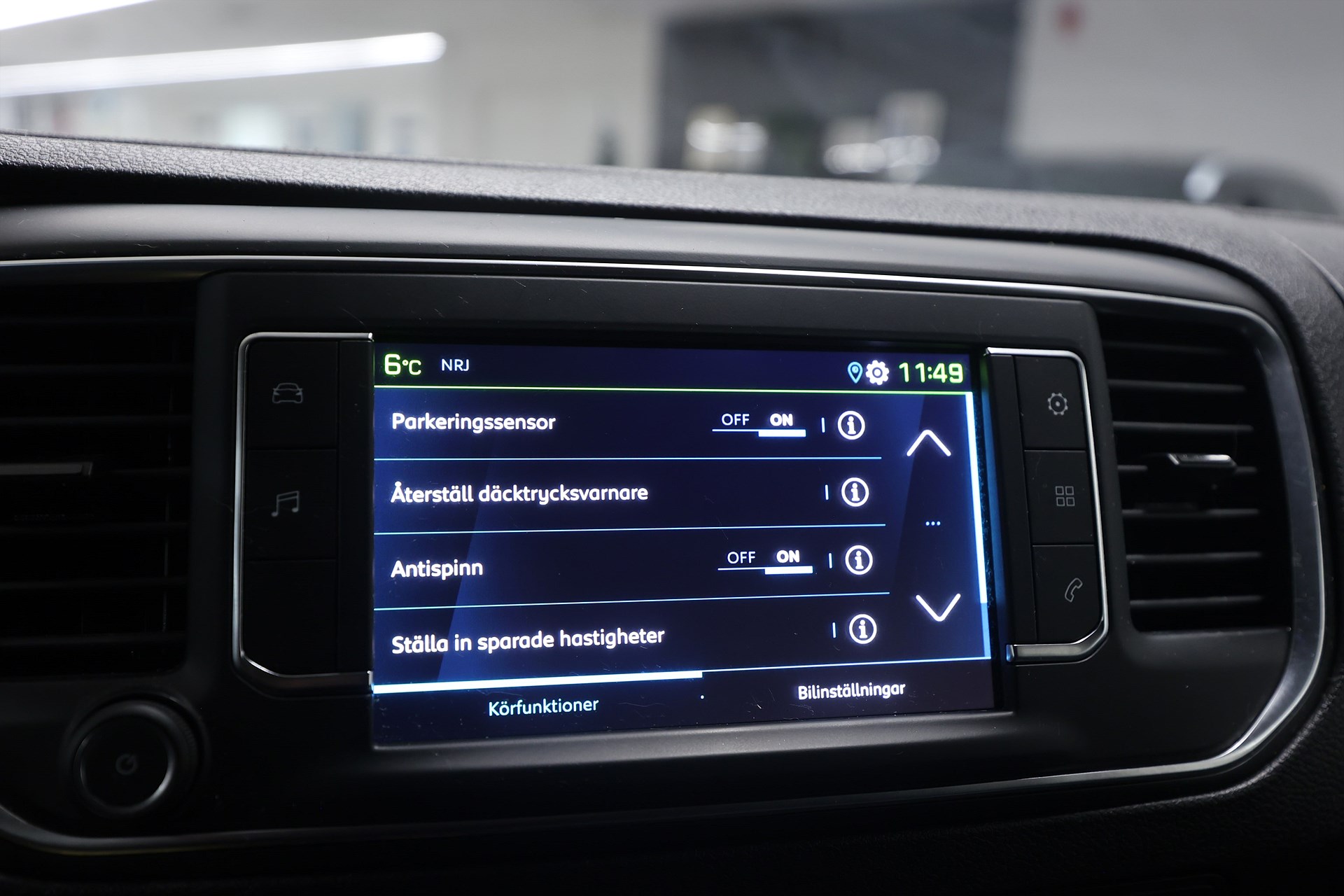 Peugeot e-Expert 75 136hk V-inrett B-kamera MOMS