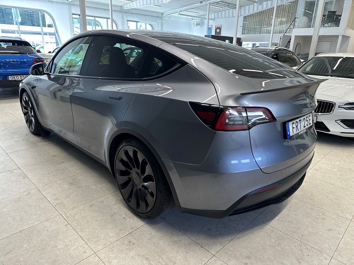 Tesla Model Y – bild 5