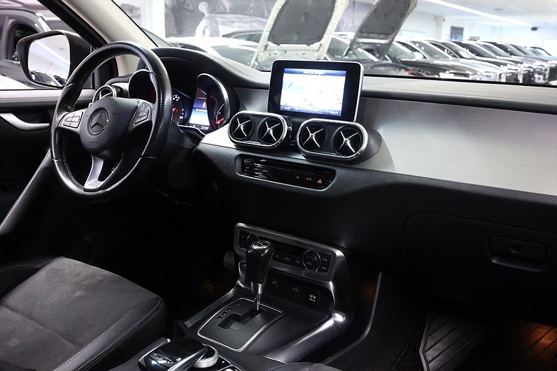Mercedes-Benz X 250 d 4M Power Line 360 Navi Keyless Alcantara