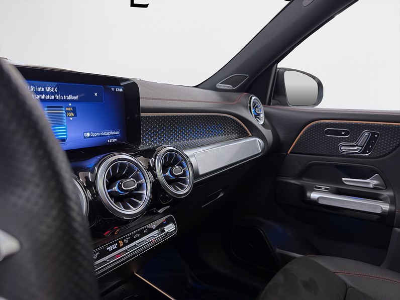Mercedes-Benz EQB 300 4M 228hk AMG Premium 360 Bur Pano