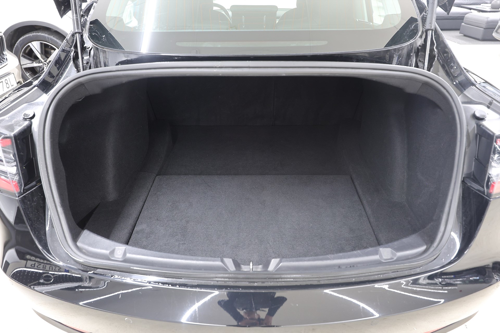 Tesla Model 3 Long Range AWD 440hk *Kampanj!* AP Pano Läder