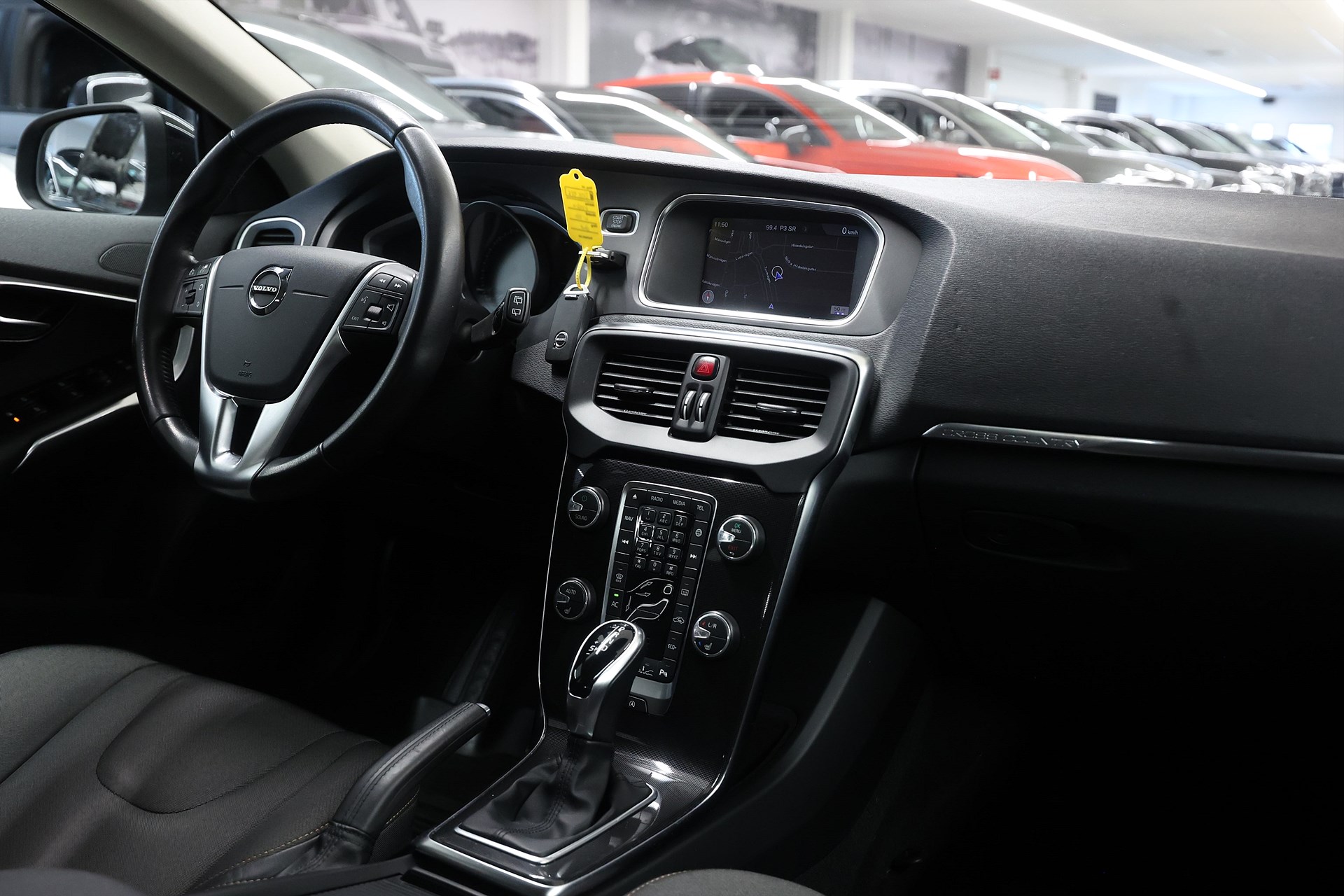 Volvo V40 Cross Country D3 150hk Momentum Värmare BLIS