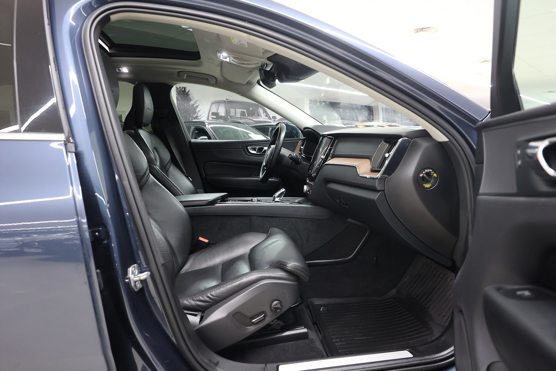 Volvo XC60 Recharge T8 AWD *Hjulkampanj!* Inscription HUD Pano 360