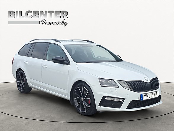 Škoda Octavia RS Kombi 2.0 TDI 4x4 DSG 184hk Drag P-värmare