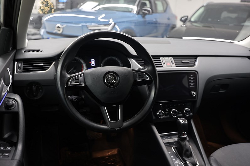 Skoda Octavia Kombi 1.0 TSI 115hk Style Canton Navi