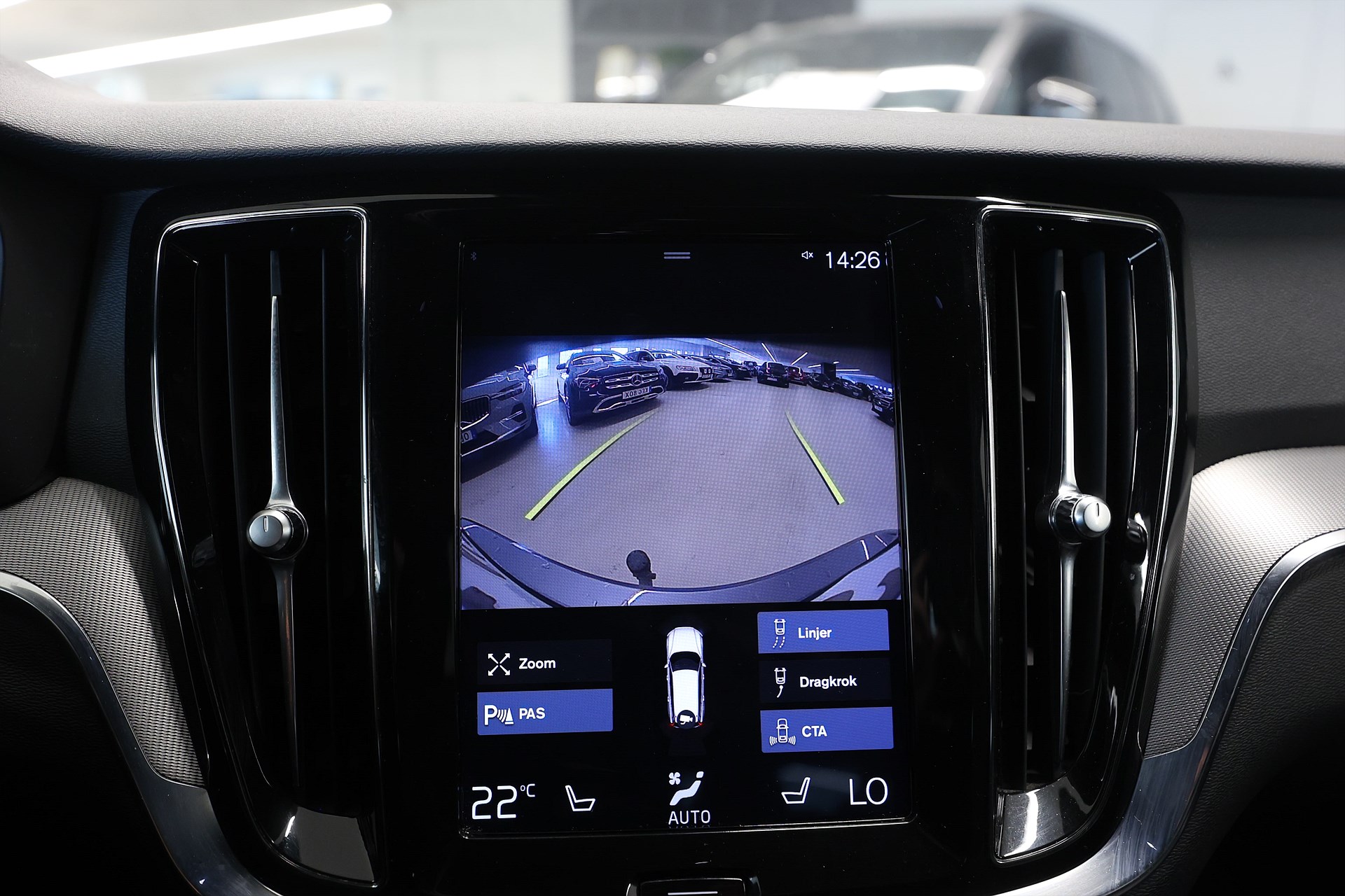 Volvo V60 T8 Twin Engine AWD 392hk Inscription H/K Värmare