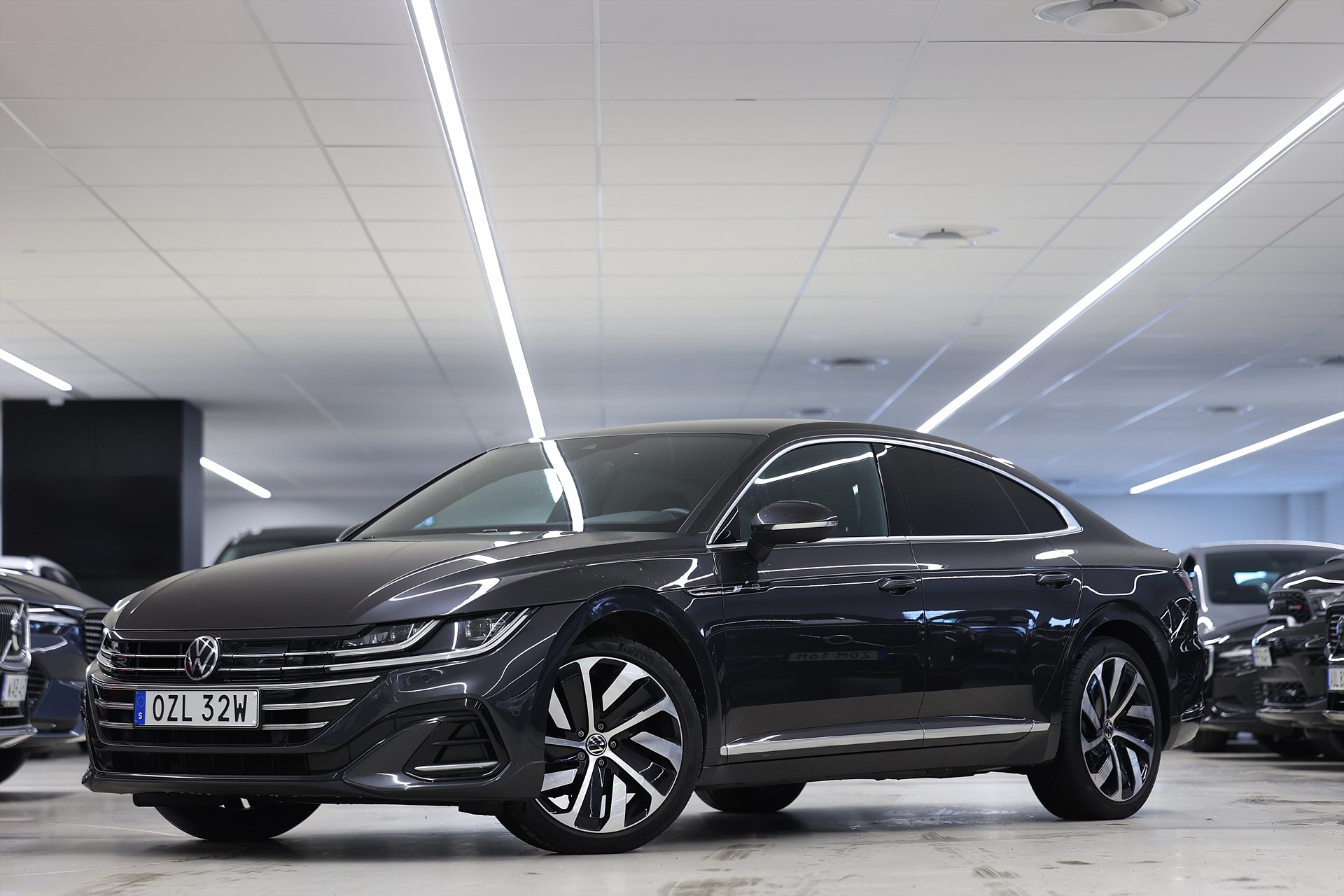 Volkswagen Arteon eHybrid 218hk R-Line Drag