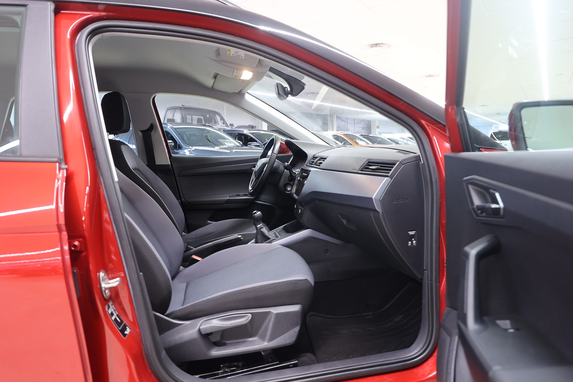 SEAT Arona 1.0 TSI 95hk Style PDC Carplay