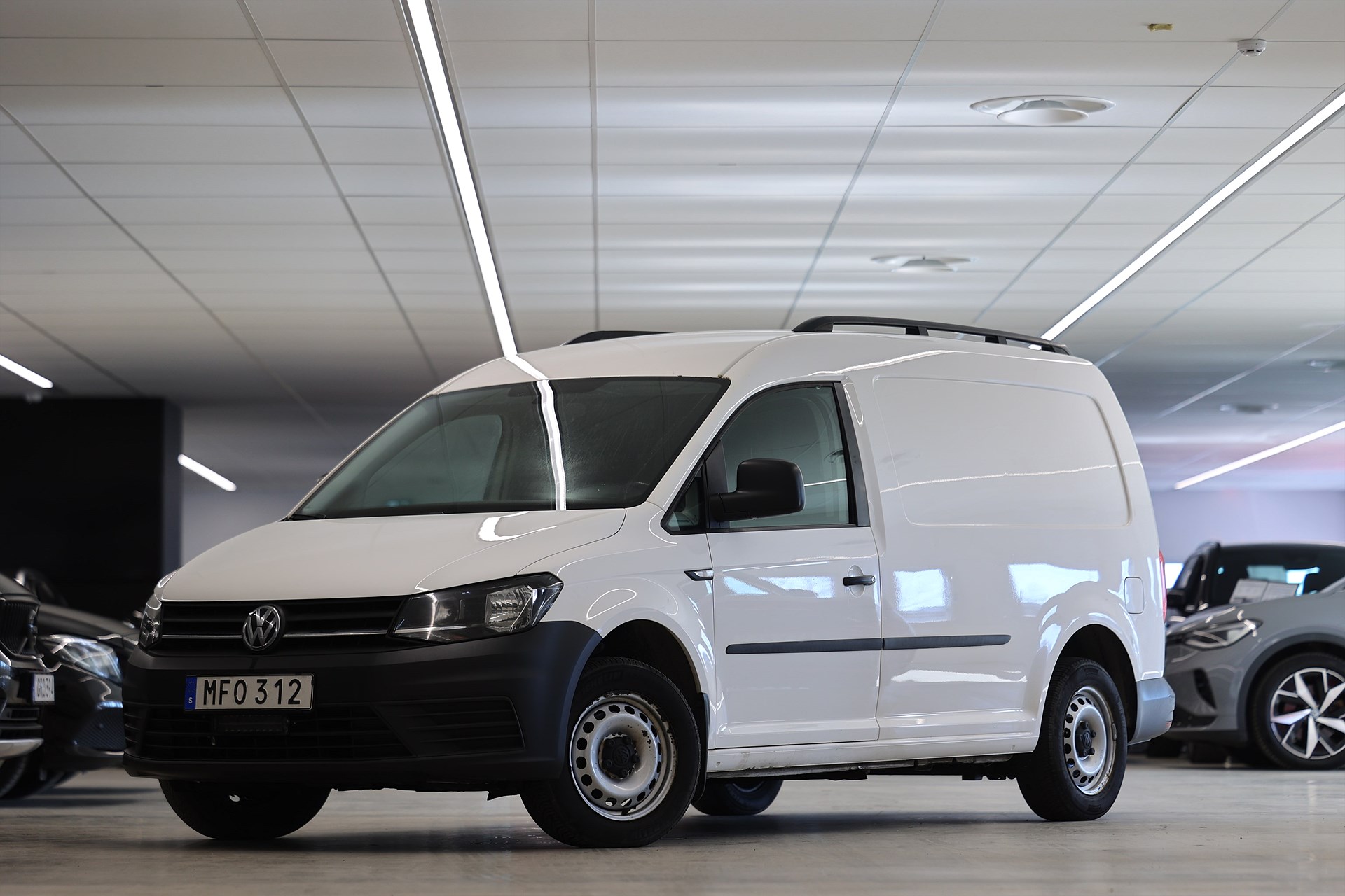 Volkswagen Caddy Maxi 2.0 TDI 102hk Värmare Drag MOMS