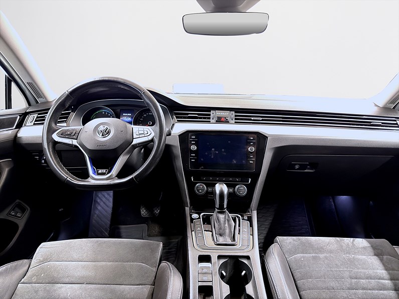 Volkswagen Passat SC GTE 218hk Helg på Moberg! Drag B-Kamera