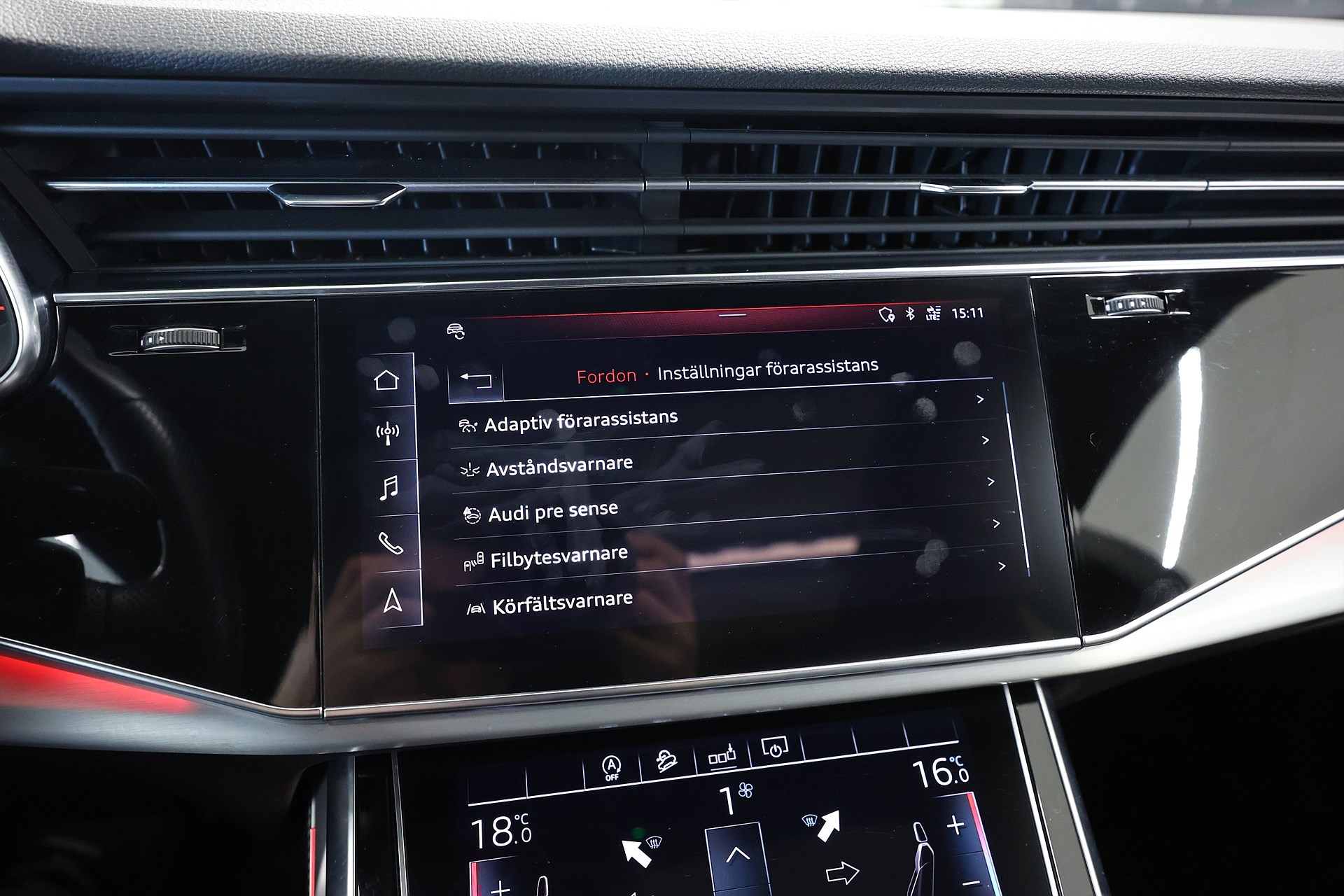 Audi Q8 50 TDI 286hk Q S-Line B&O 360-Kamera Pano Värmare Luftfjädring