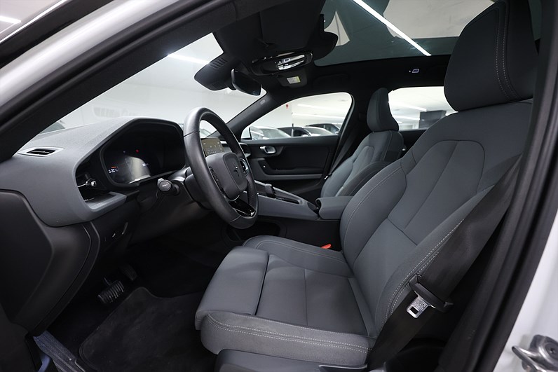 Polestar 2 Long Range Dual Motor 408hk *Hjulkampanj!* Plus H/K Värmare Pano MOMS