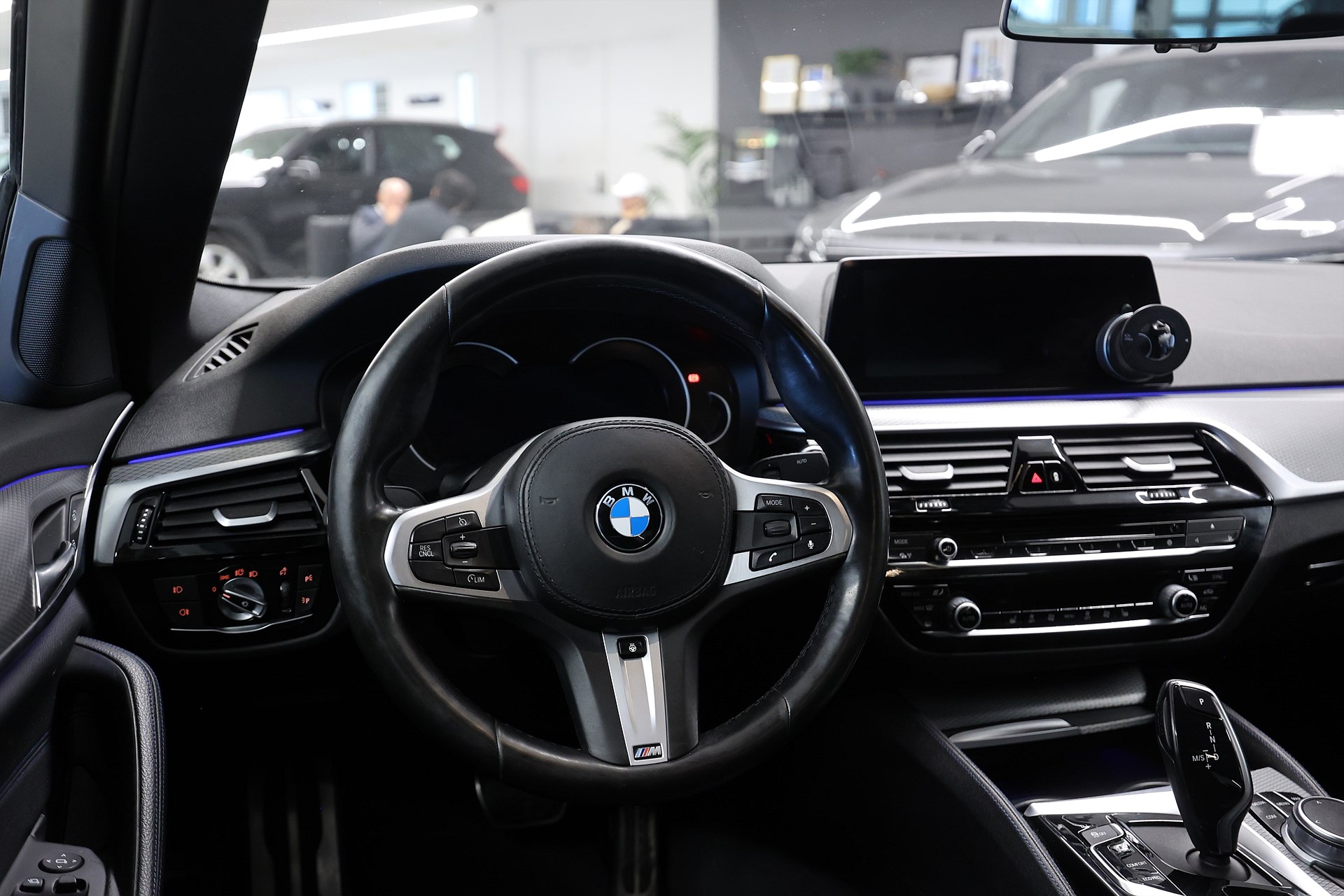 BMW 530e iPerformance 252hk M Sport HiFi B-kamera