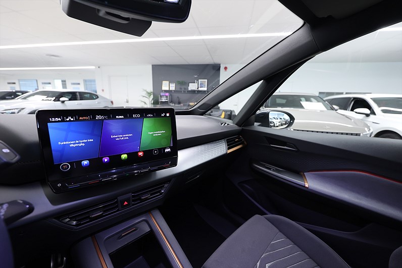 Cupra Born 58 204hk 578km räckvidd Värmare Carplay PDC MOMS