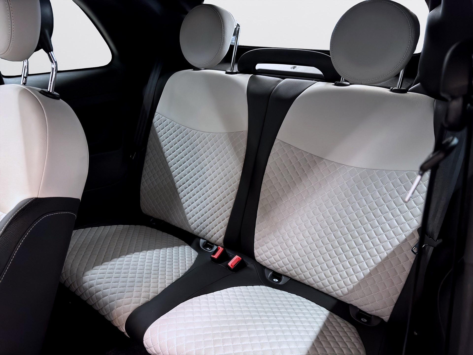 Fiat 500C Hybrid 70hk Dolcevita Lounge Cabriolet