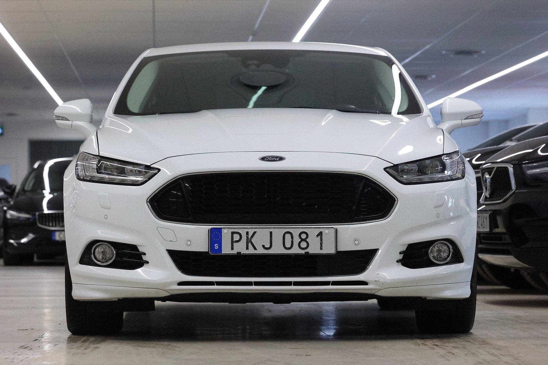 Ford Mondeo 2.0 TDCi 150hk Titanium Business Navi Keyless B-Kamera