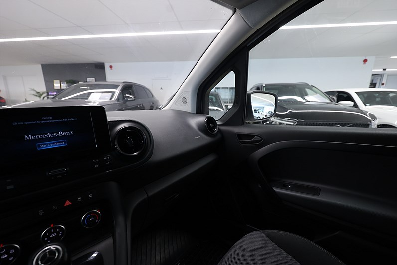 Mercedes-Benz Citan 110 CDI 95hk PRO B-kamera Drag LED MOMS
