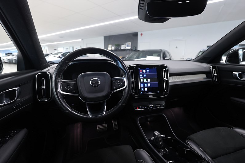 Volvo XC40 P8 Recharge *Hjulkampanj!* Core 532km räckvidd Drag