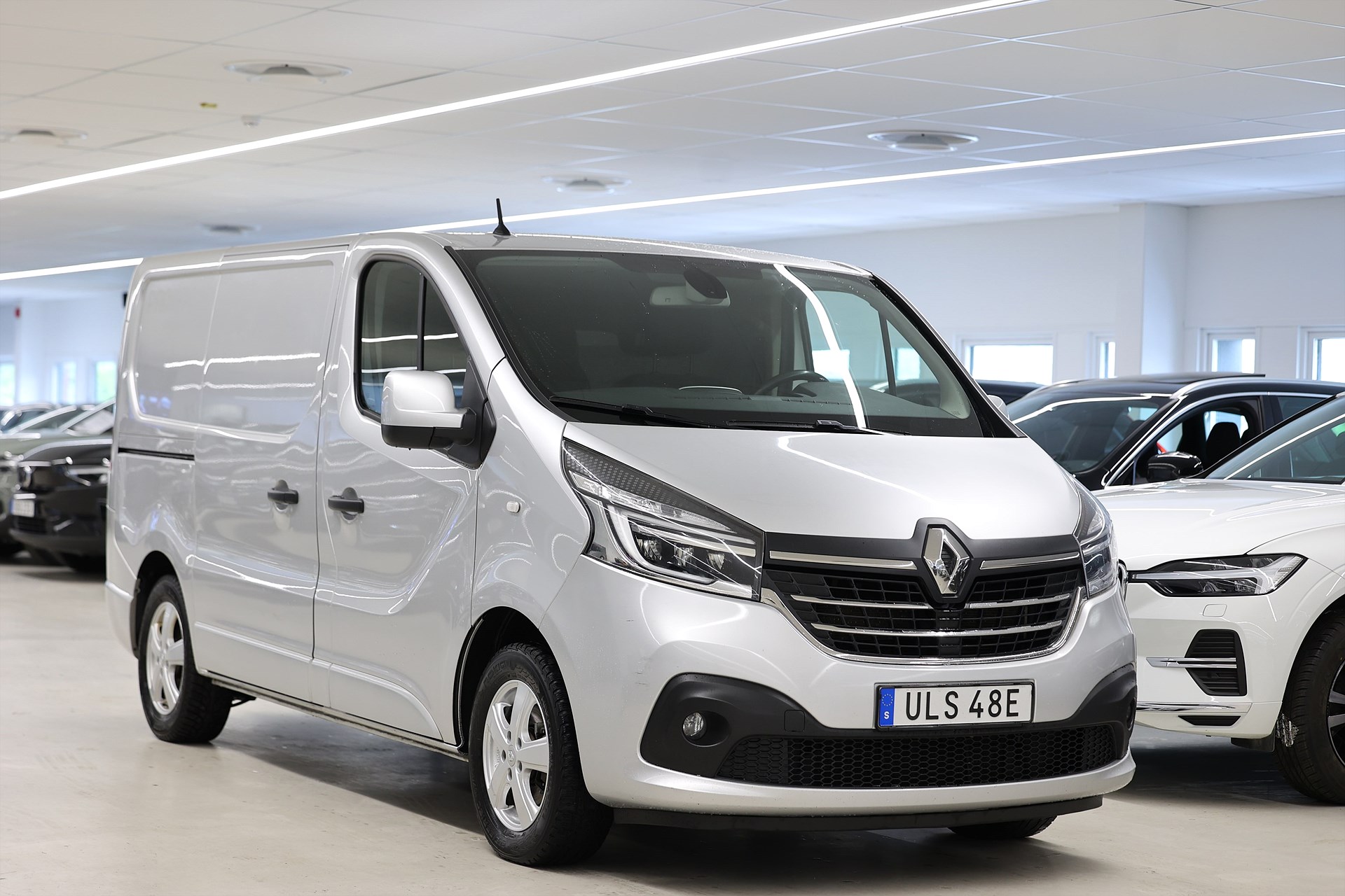 Renault Trafic 2.0 dCi EDC 145hk V-inrett Värmare