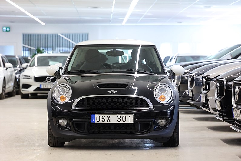 MINI Cooper S 184hk Chili PDC Skinn Metallic Årskatt 1196:-