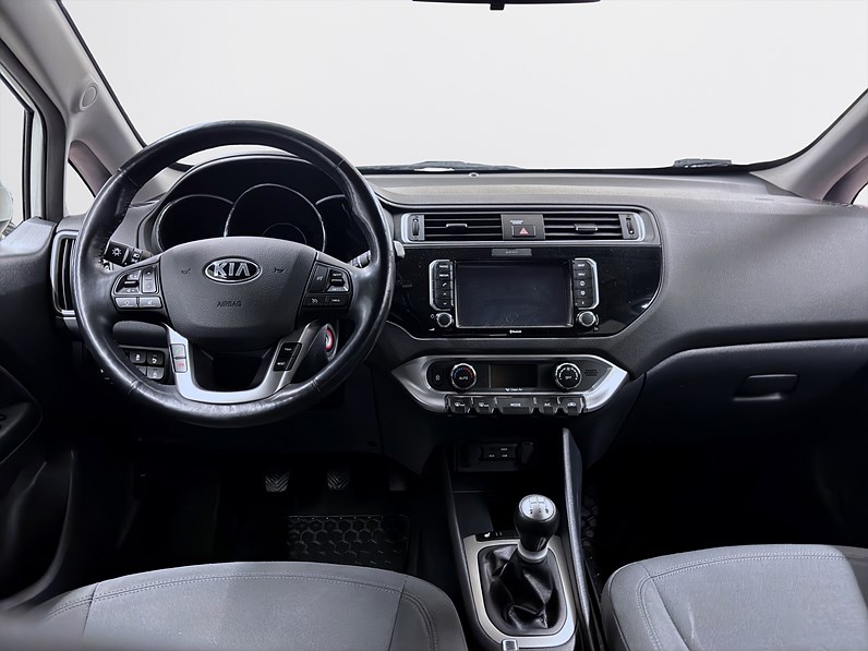 Kia Rio 5-dörrar 1.2 CVVT Manuell 84hk Navi B-Kamera PDC