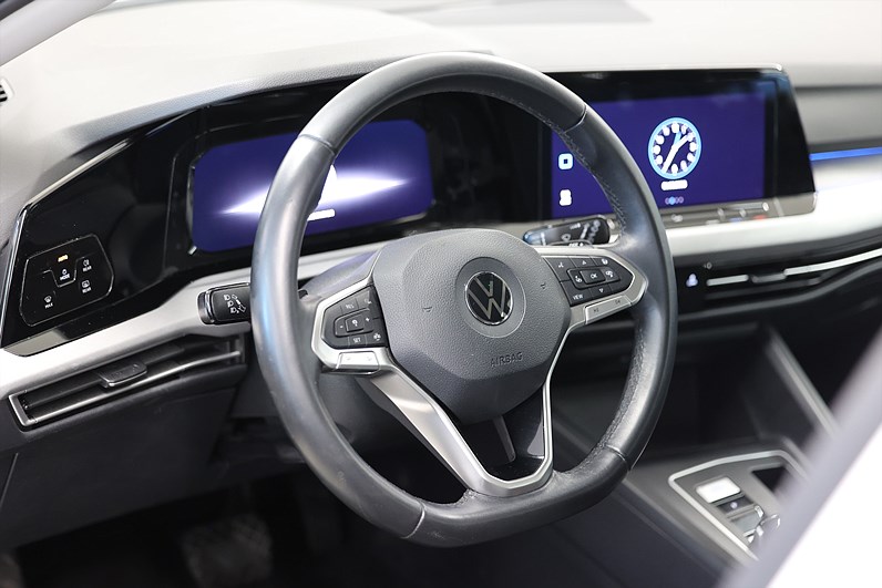 Volkswagen Golf Sportscombi 2.0 TDI 116hk Cockpit Värmare  MOMS