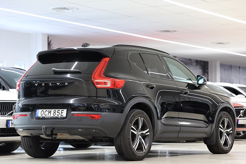 Volvo XC40 T2 129hk *Hjulkampanj!* R-Design Drag Navi VOC Keyless