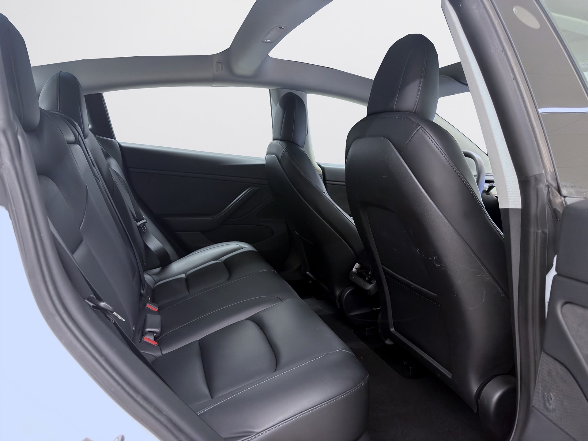 Tesla Model 3 Long Range AWD 440hk Pano