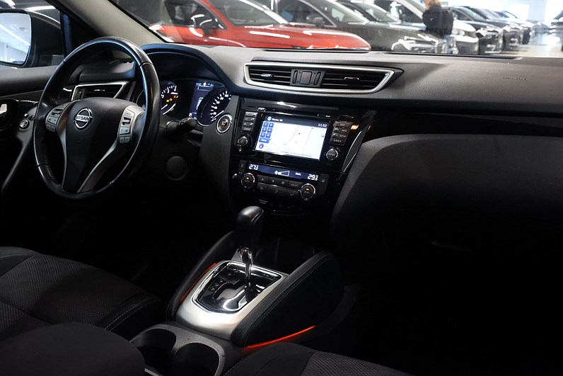 Nissan Qashqai 1.2 DIG-T XTRONIC-CVT 115hk Keyless Navi 360°