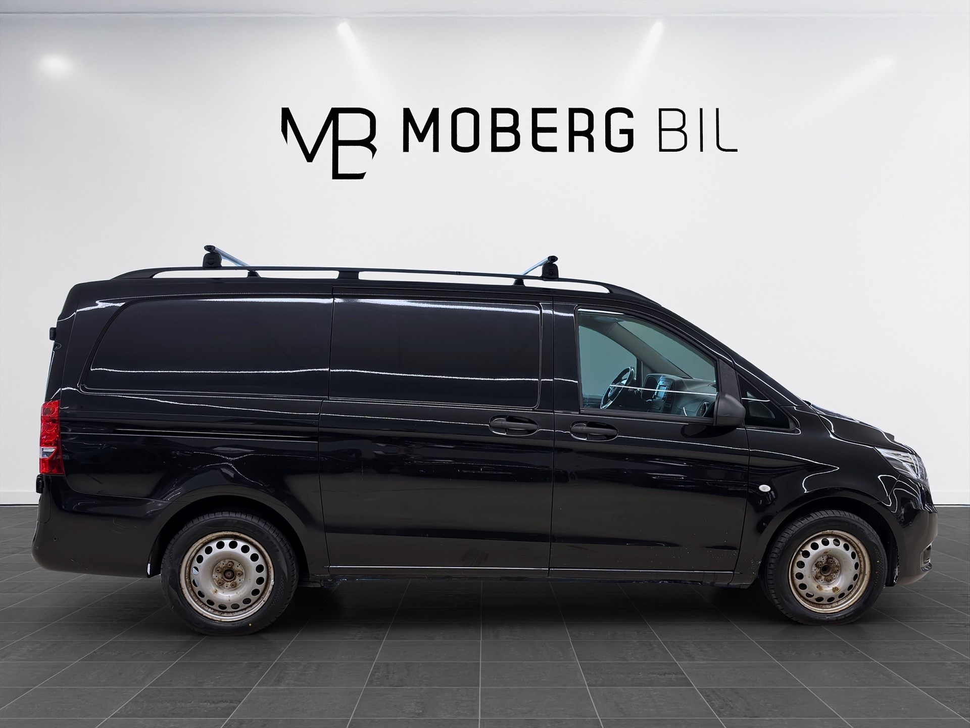 Mercedes-Benz Vito 119 190hk Helg på Moberg! Tempatic B-Kamera Navi Drag PDC